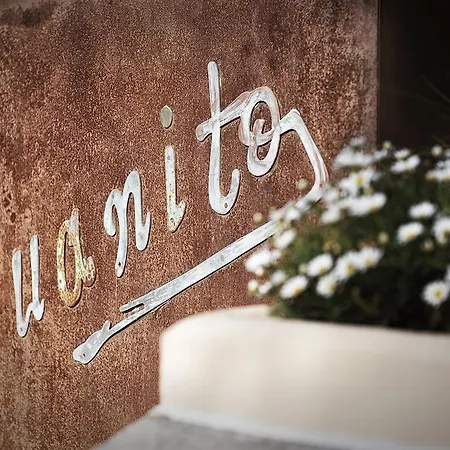 후아니토 호텔 3*